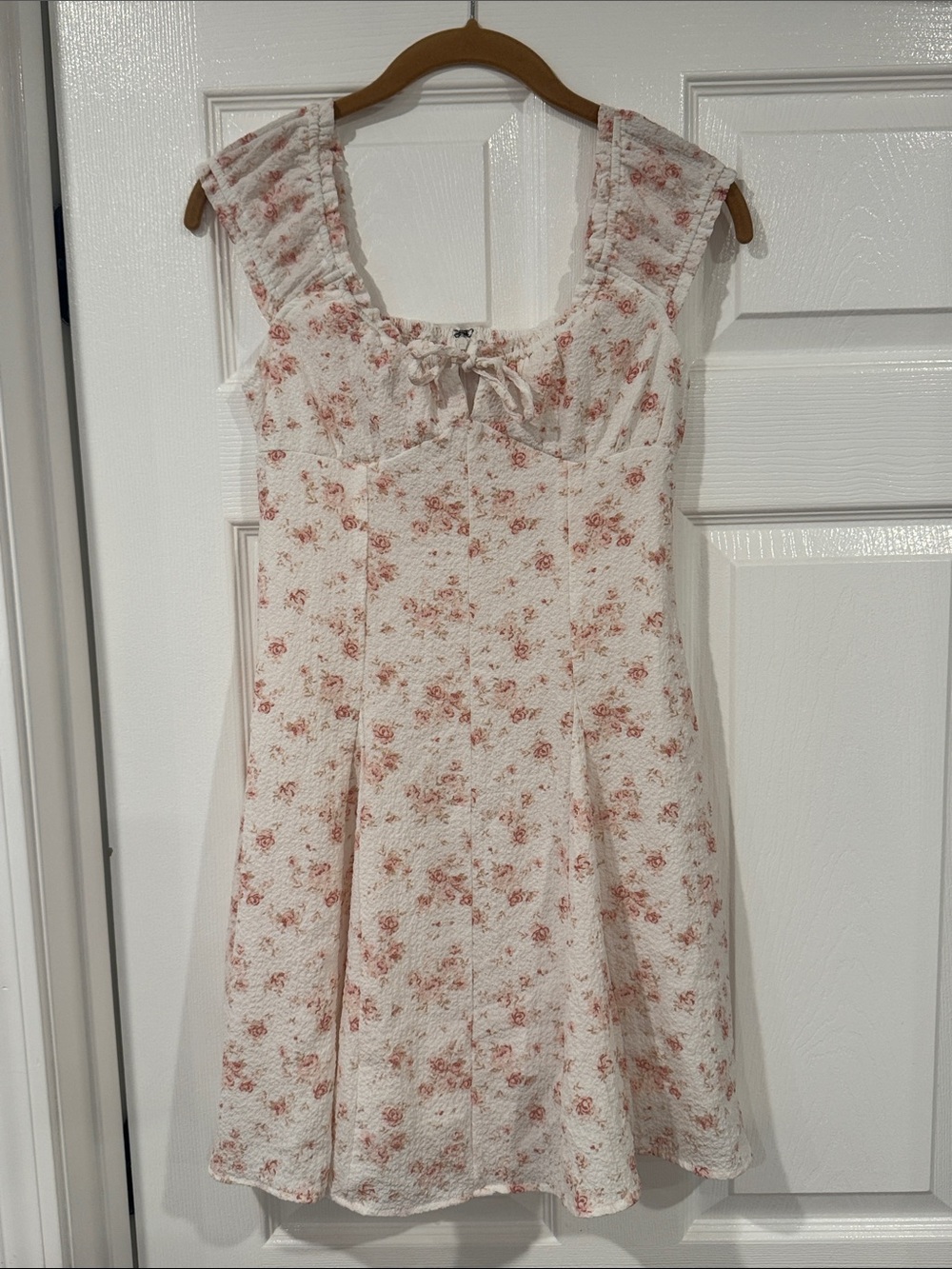 Aeropostale Pink & White Floral Smocked Mini Dress